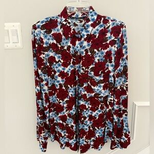 Zara Floral Button-Down Blouse ♥️💙🌹